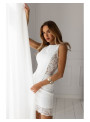 Nėriniuota suknelė su moderniais kirpimais - ecru spalvos